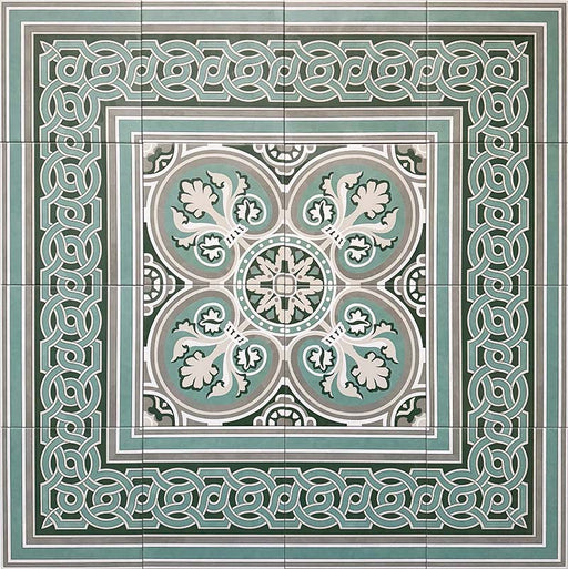 Dekoratives Verlegemuster mit Berlin Mitte Seitenfliese / Bordüre im Format 20 × 20 cm im viktorianisch-marokkanisch inspirierten Stil, kombiniert mit den Berlin Mitte Musterfliesen. Es entsteht ein gerahmter Boden in Grün-, Salbei- und Cremetönen, inspiriert von traditionellen Eingangsbereichen im viktorianischen Stil.