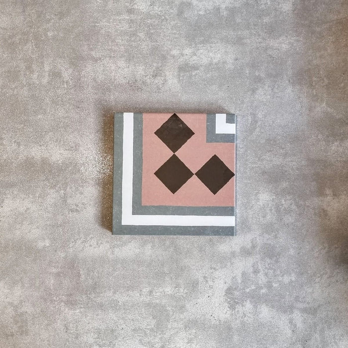 GANZE FLIESENPROBE Farnham Manor Bordürenecke 20cm x 20cm